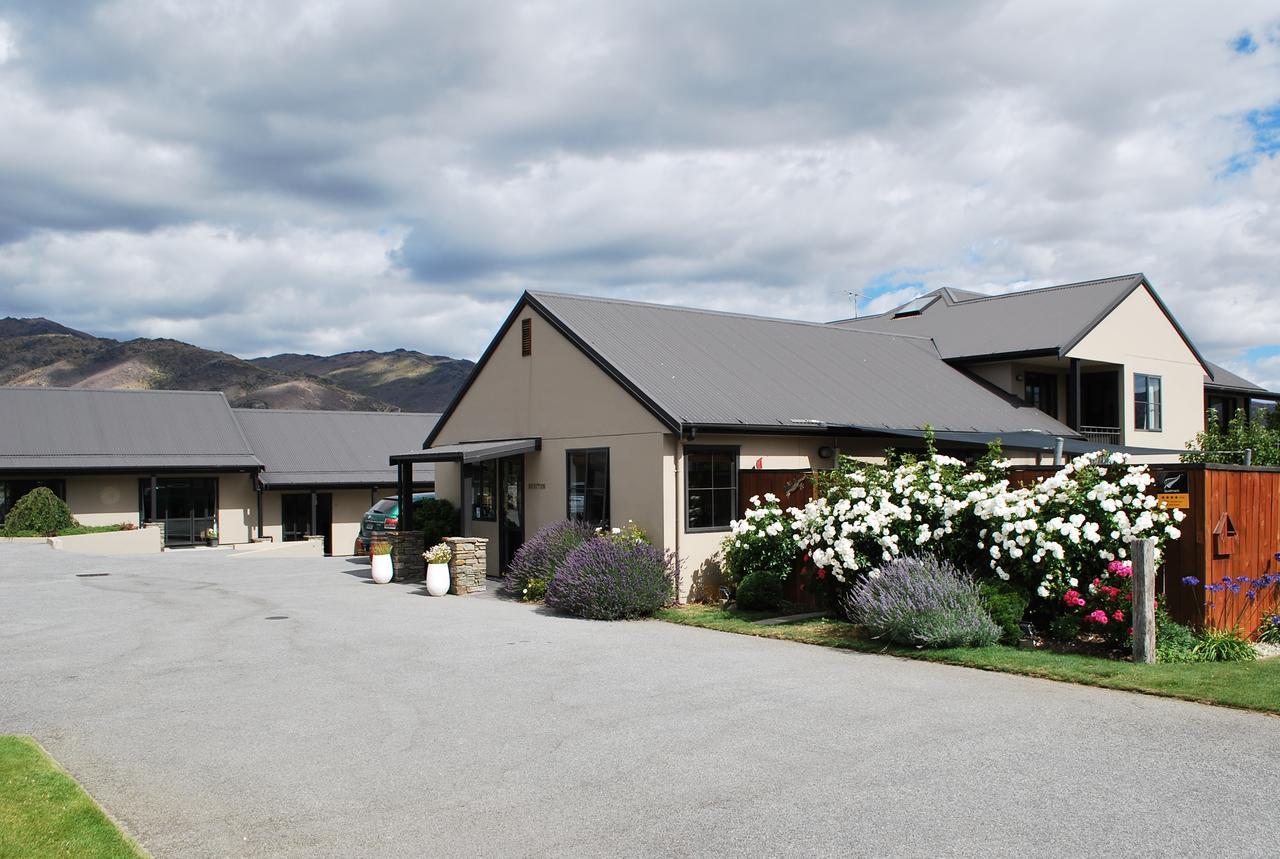 Carrick Lodge Motel Cromwell Bagian luar foto